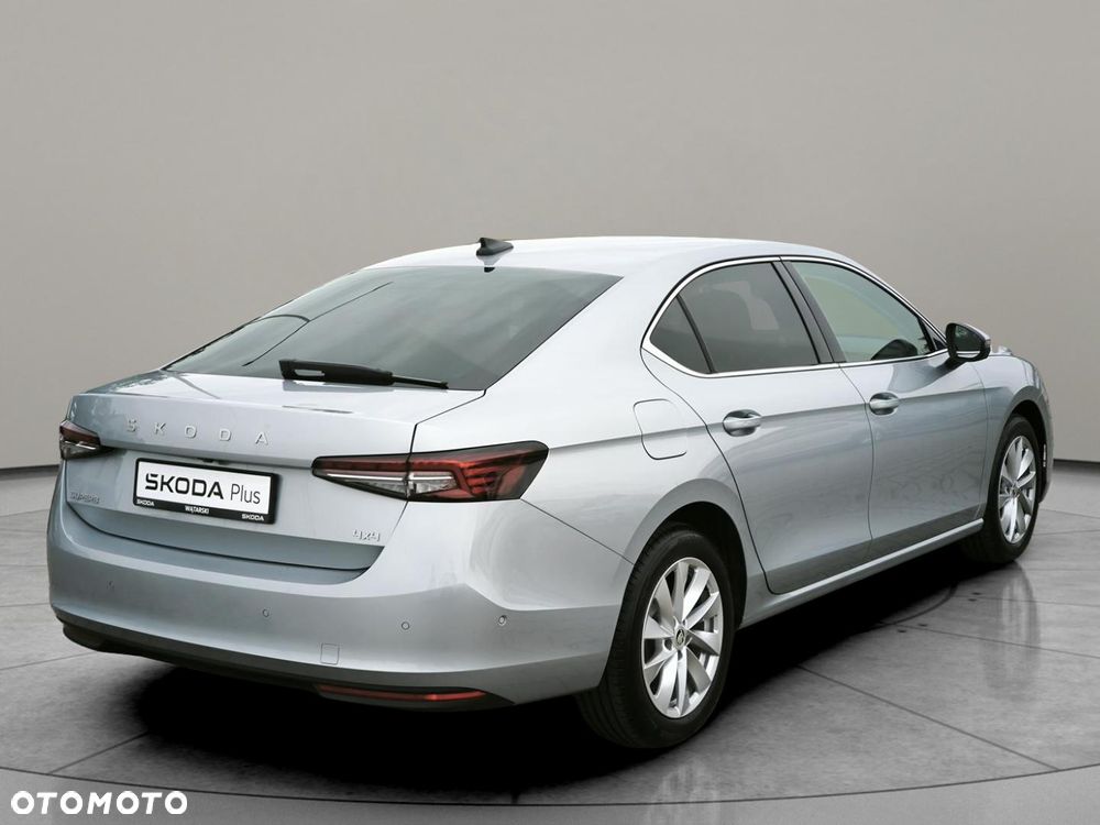 Skoda Superb 2.0 TDI SCR 4x4 Selection DSG - 6
