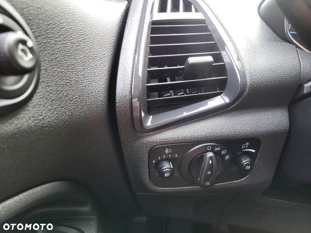 Ford EcoSport - 30