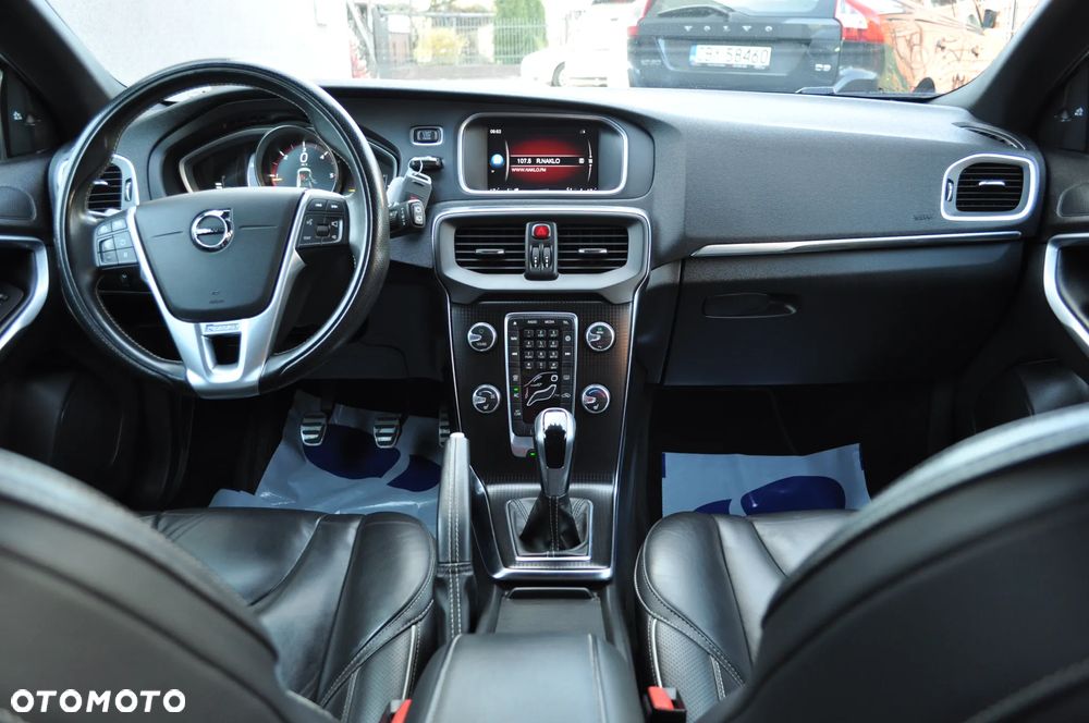 Volvo V40 D2 RDesign - 16