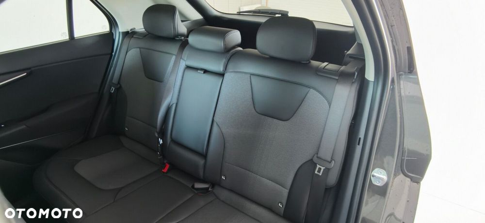 Kia Niro - 11