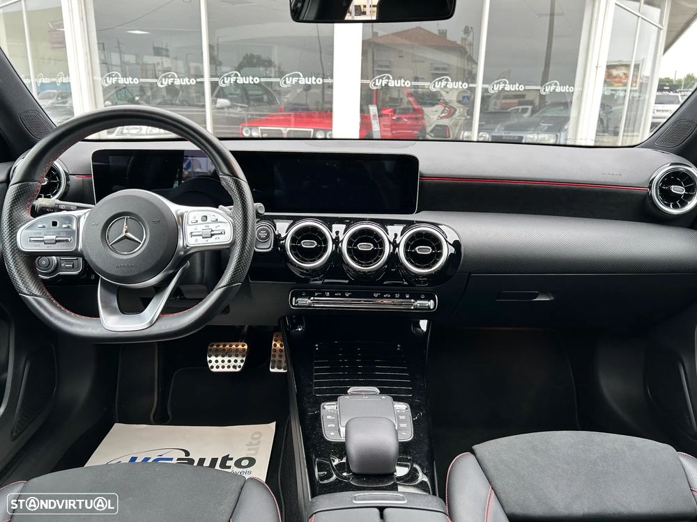 Mercedes-Benz A 250 e AMG Line - 26
