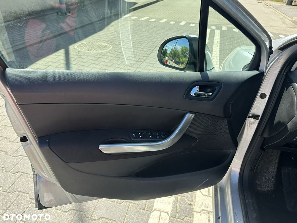 Peugeot 308 - 10