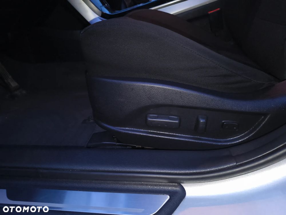 Hyundai i40 1.7 CRDi Comfort + - 3