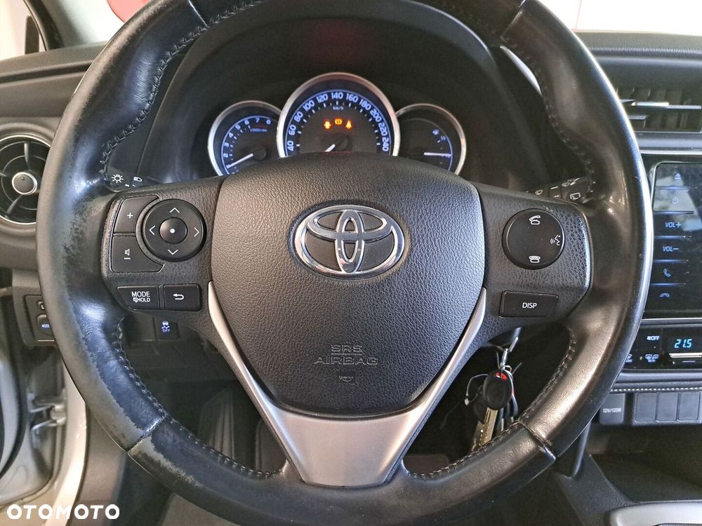 Toyota Auris 2014