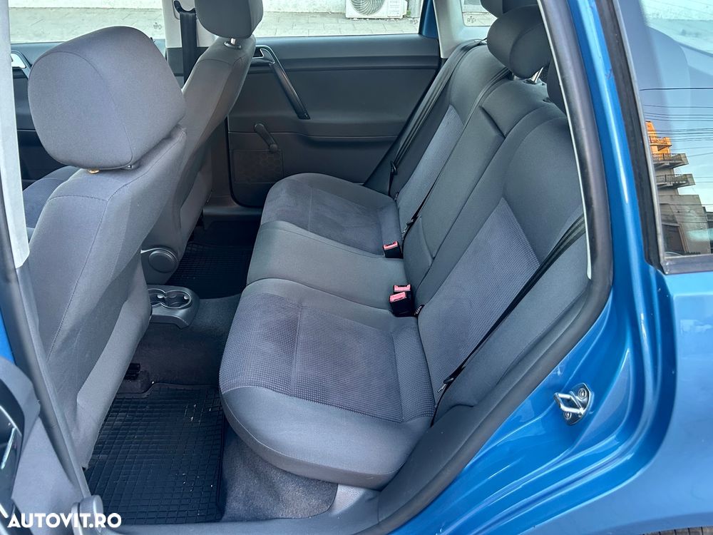 Volkswagen Polo 1.2 Attractive - 7