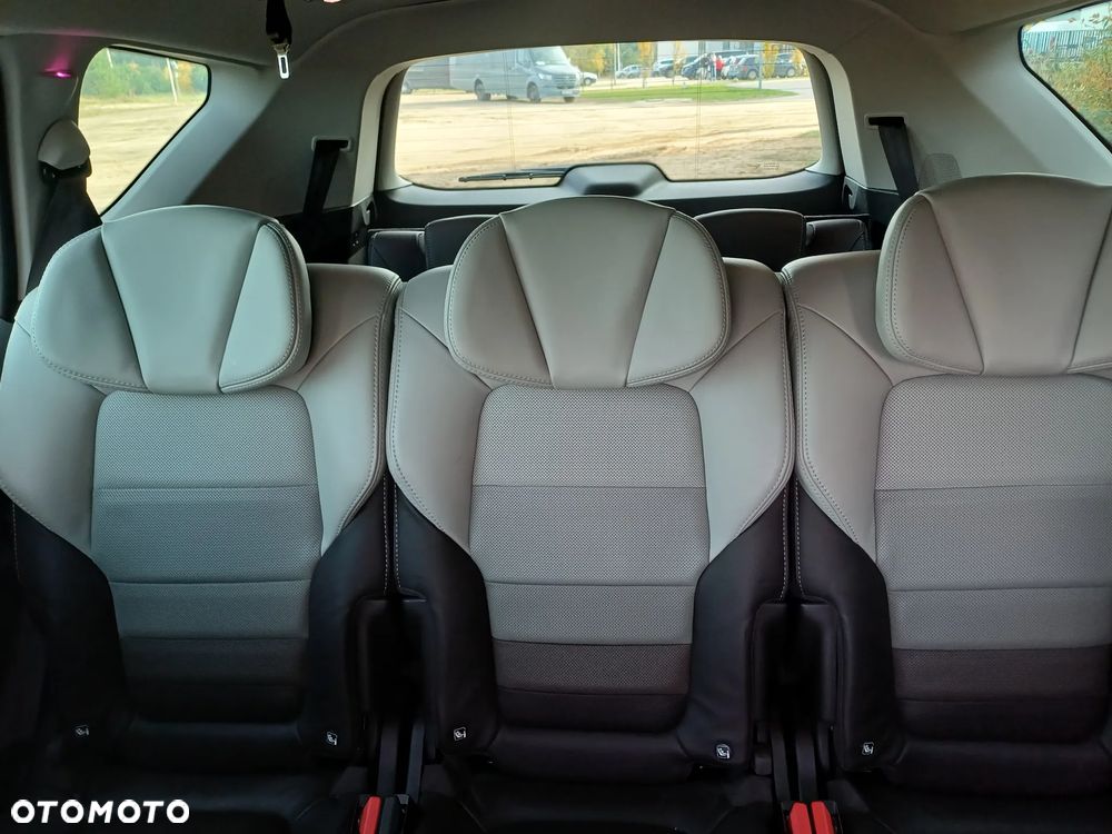 Renault Espace 1.6 dCi Energy Initiale Paris EDC 7os - 29