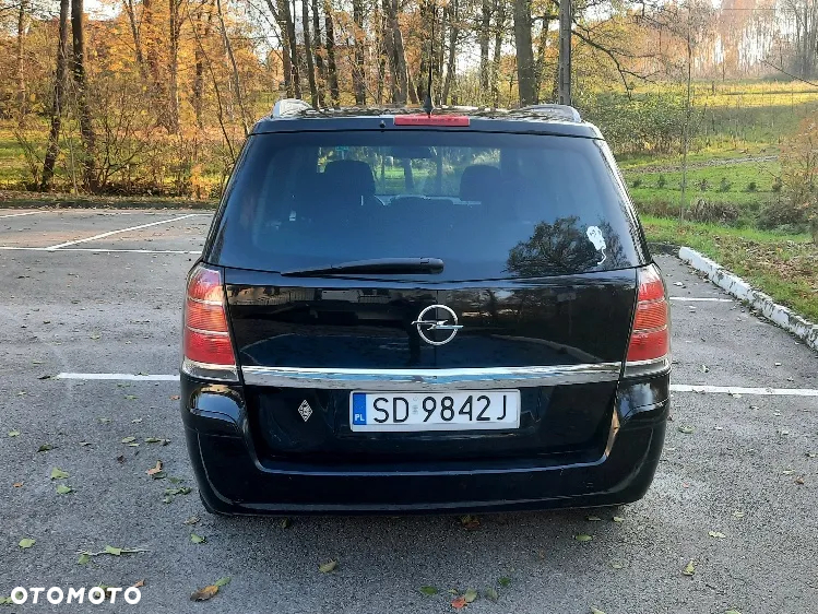 Opel Zafira 1.9 CDTI Essentia - 8