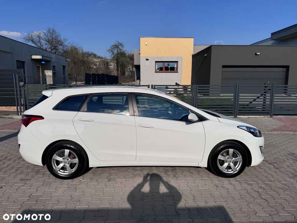 Hyundai i30 1.4 Comfort - 12