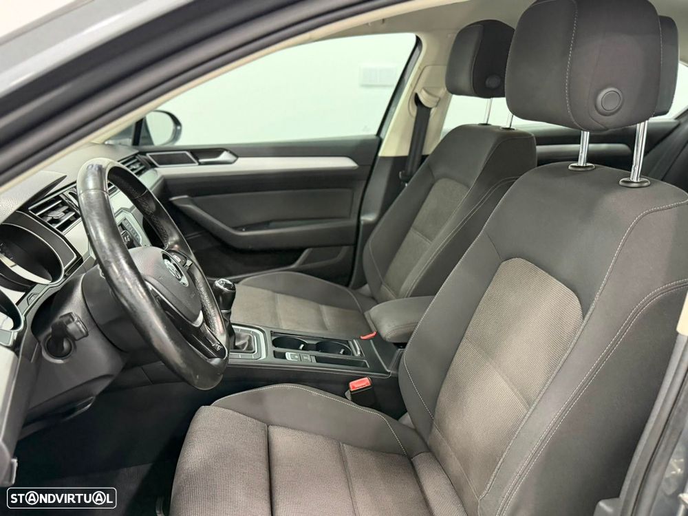 VW Passat 1.6 TDI BlueMotion - 5