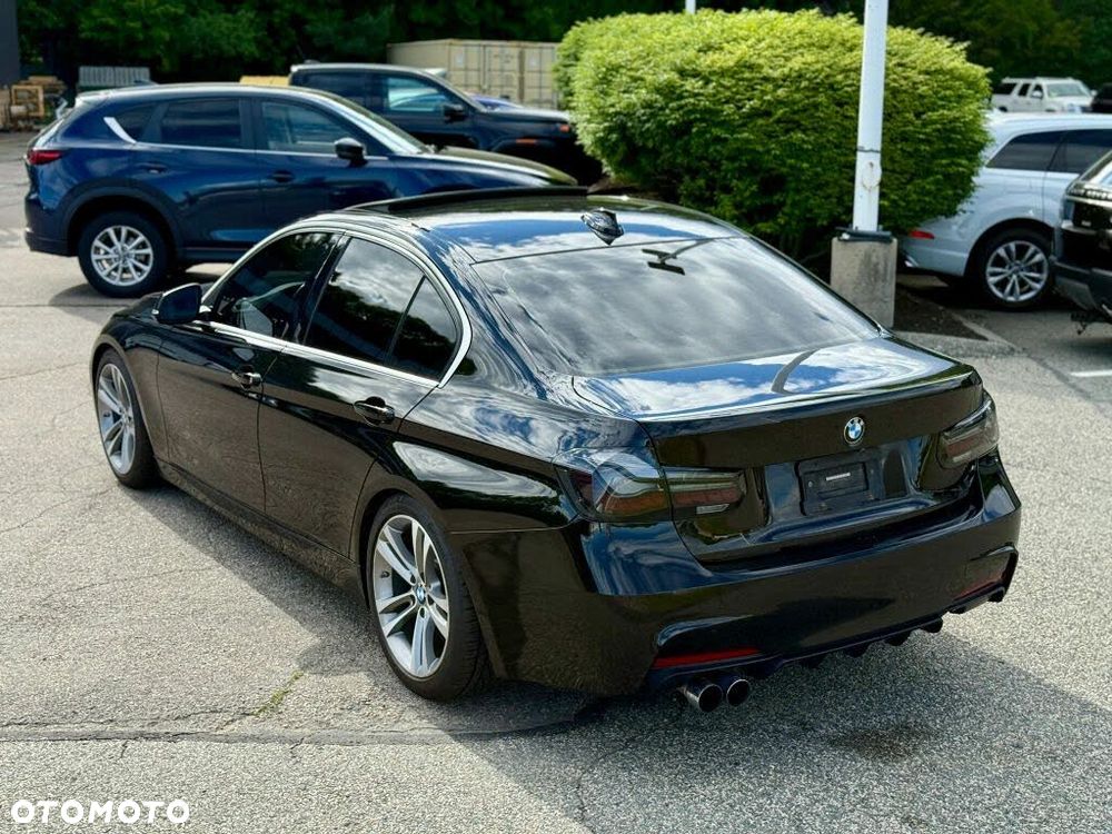 BMW Seria 3 330i xDrive - 8