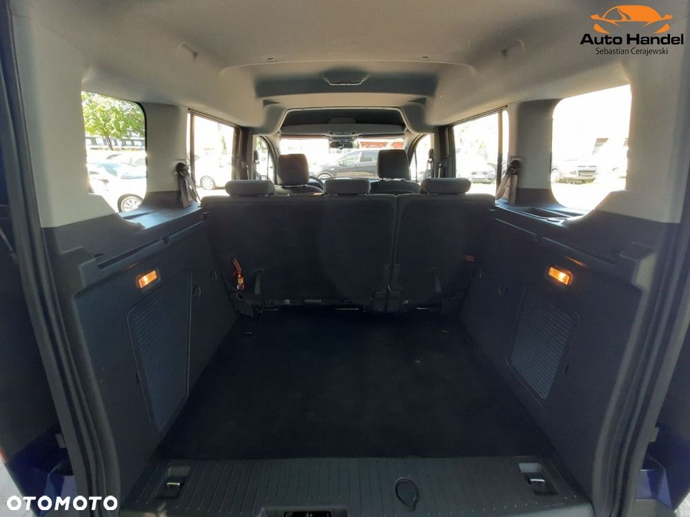 Ford Tourneo Connect - 15