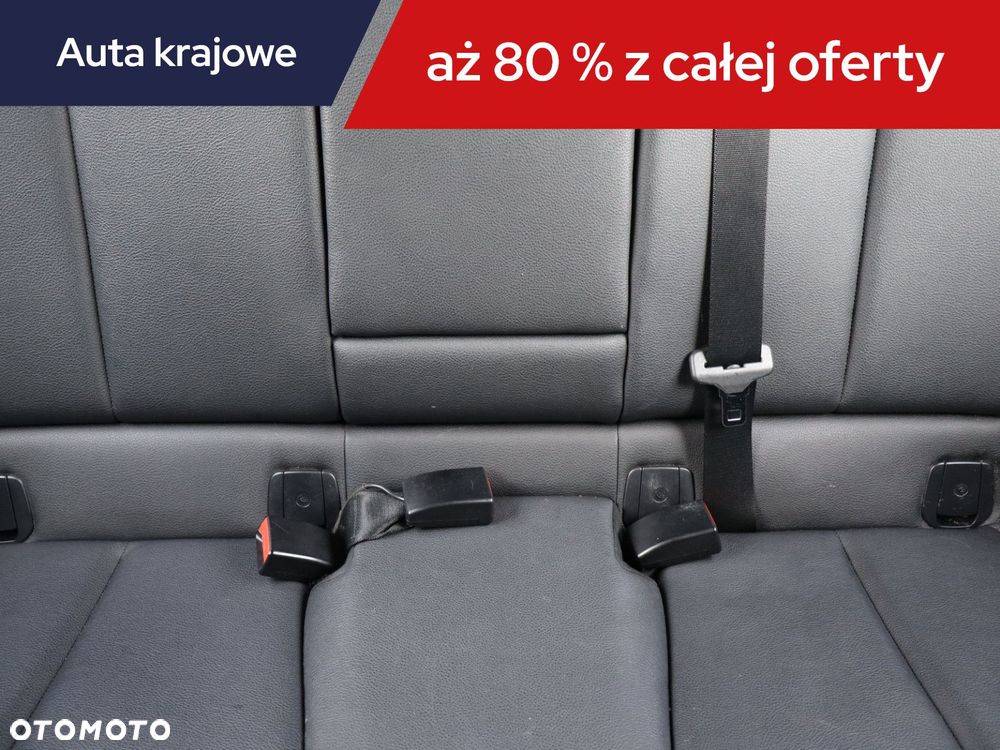 BMW Seria 1 - 12