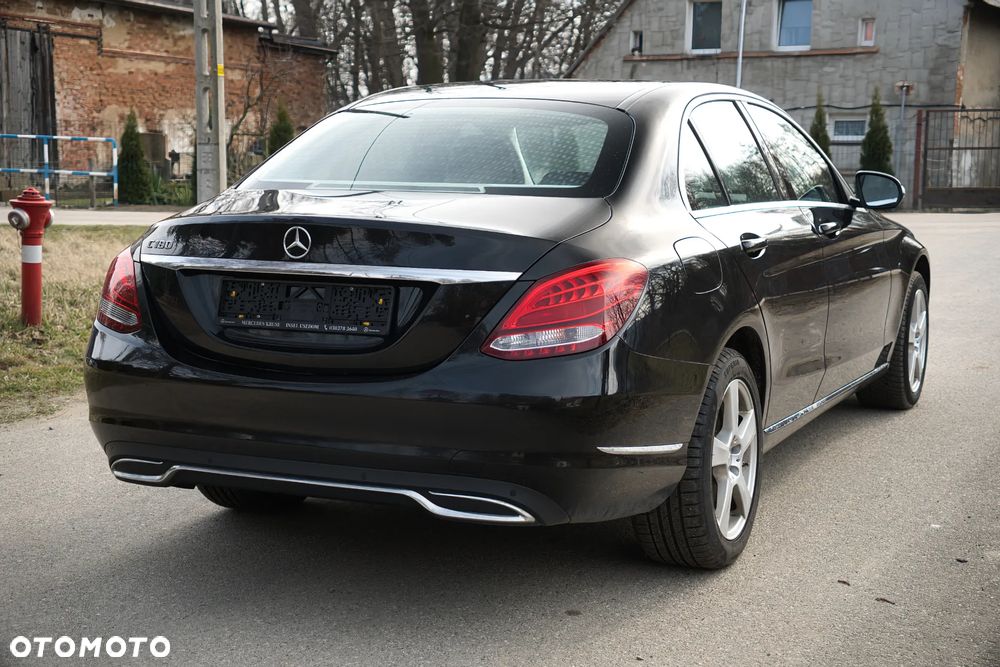 Mercedes-Benz Klasa C 180 Kompressor Automatik BlueEFFICIENCY - 36