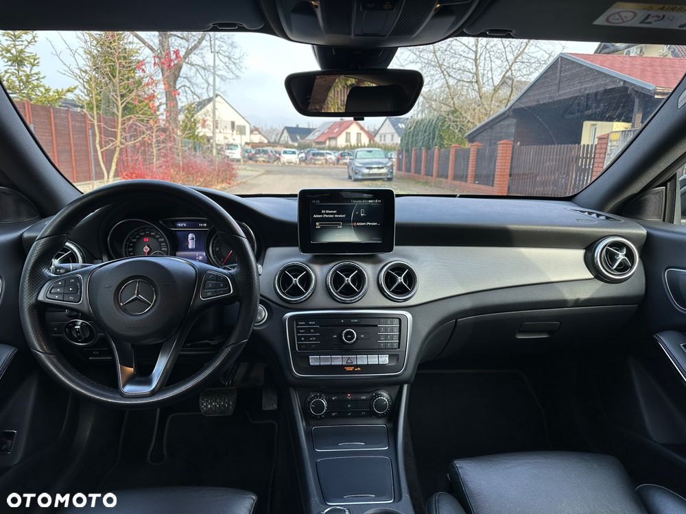 Mercedes-Benz CLA 200 d 4Matic 7G-DCT AMG Line - 21
