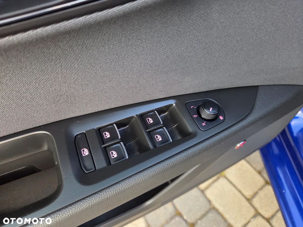 Seat Leon 2.0 TDI Xcellence S&S DSG - 30