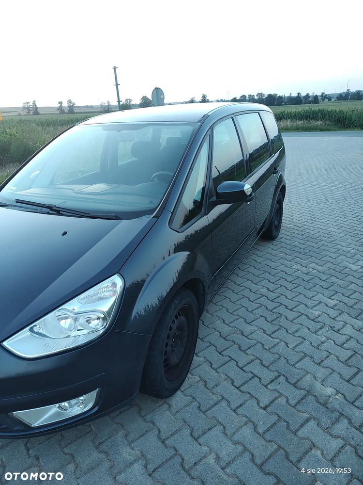 Ford Galaxy 2.0 Concept - 2