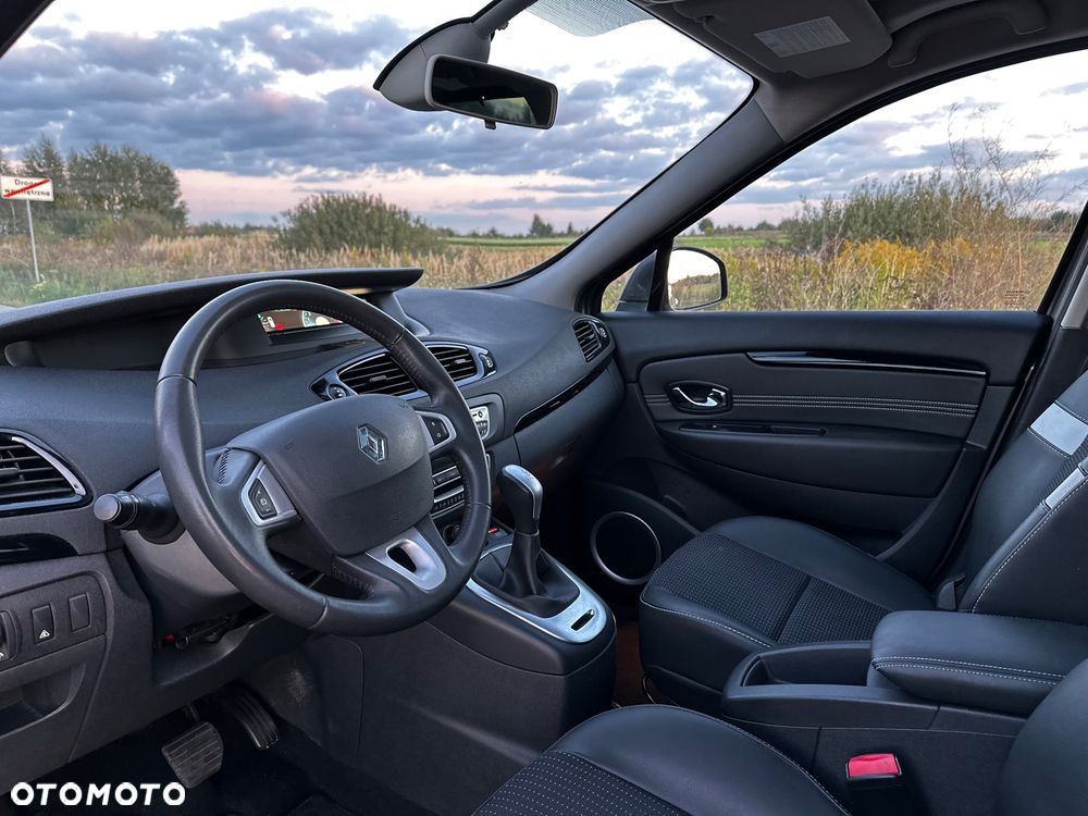 Renault Grand Scenic 2.0 16V 140 CVT Luxe - 11