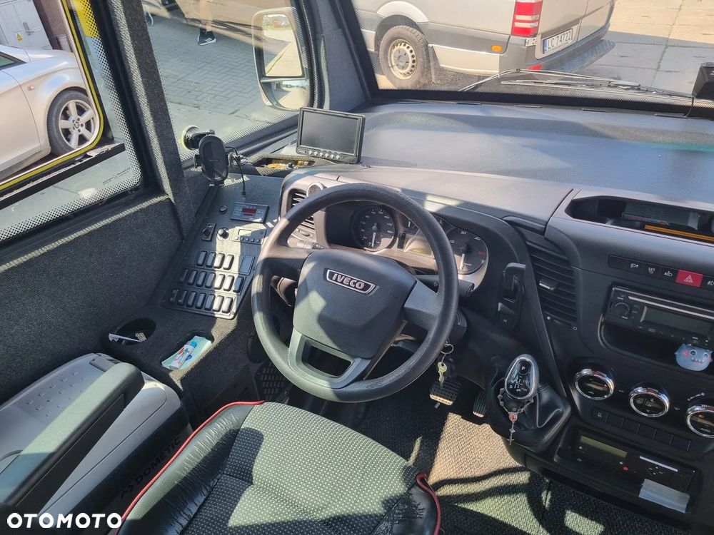Iveco Rapido - 12