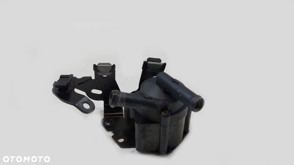 dodatkowa pompa wody citroen c4 picasso i 1.6 vti 08r 7577519 - 2