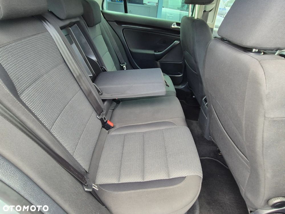 Volkswagen Golf Variant 1.6 TDI DPF Comfortline - 30