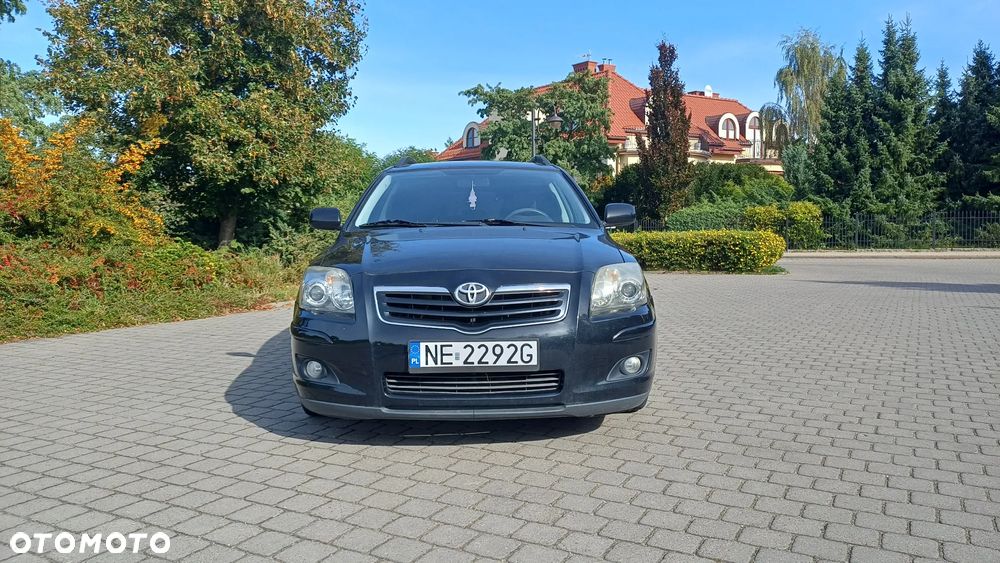 Toyota Avensis 1.8 VVT-i Combi Edition - 1