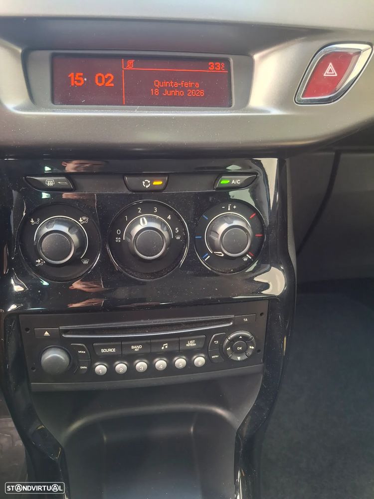 Citroën C3 1.4 HDi Exclusive 99g - 12