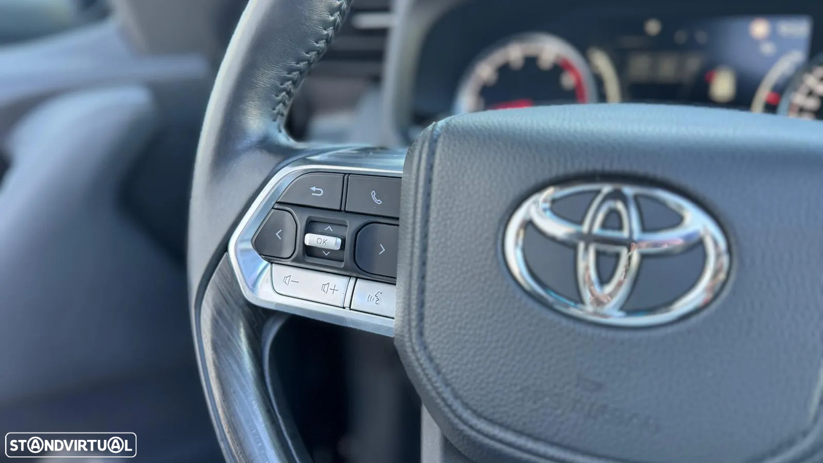Toyota Land Cruiser 2.8 D-4D Auto First Edition - 44