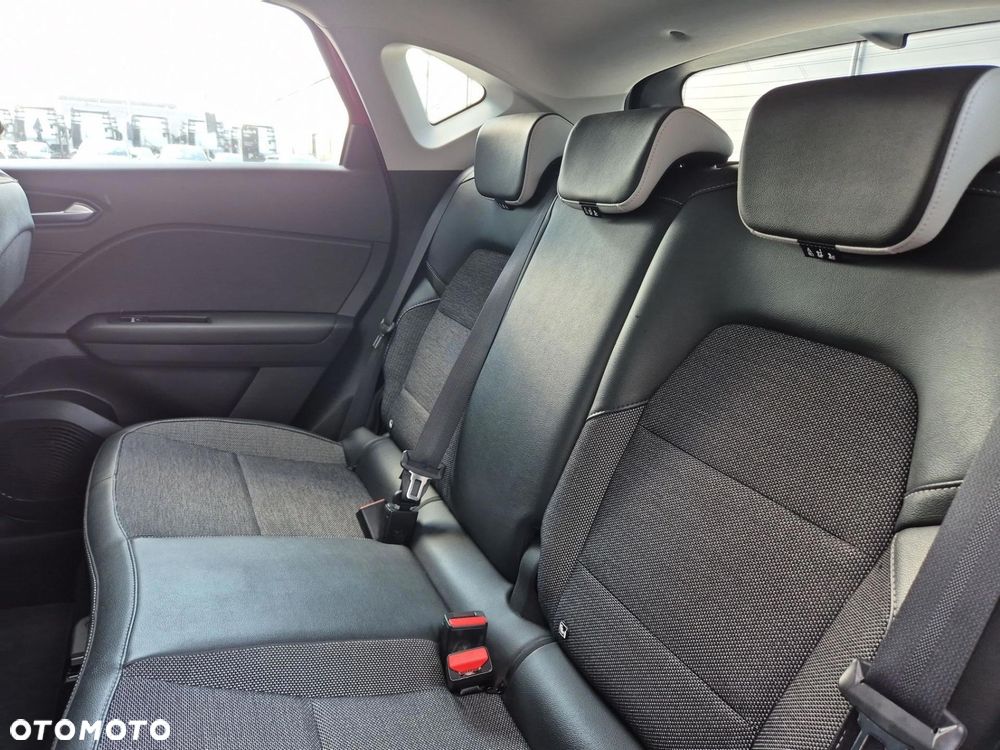 Renault Captur 1.3 TCe mHEV Intens EDC - 17