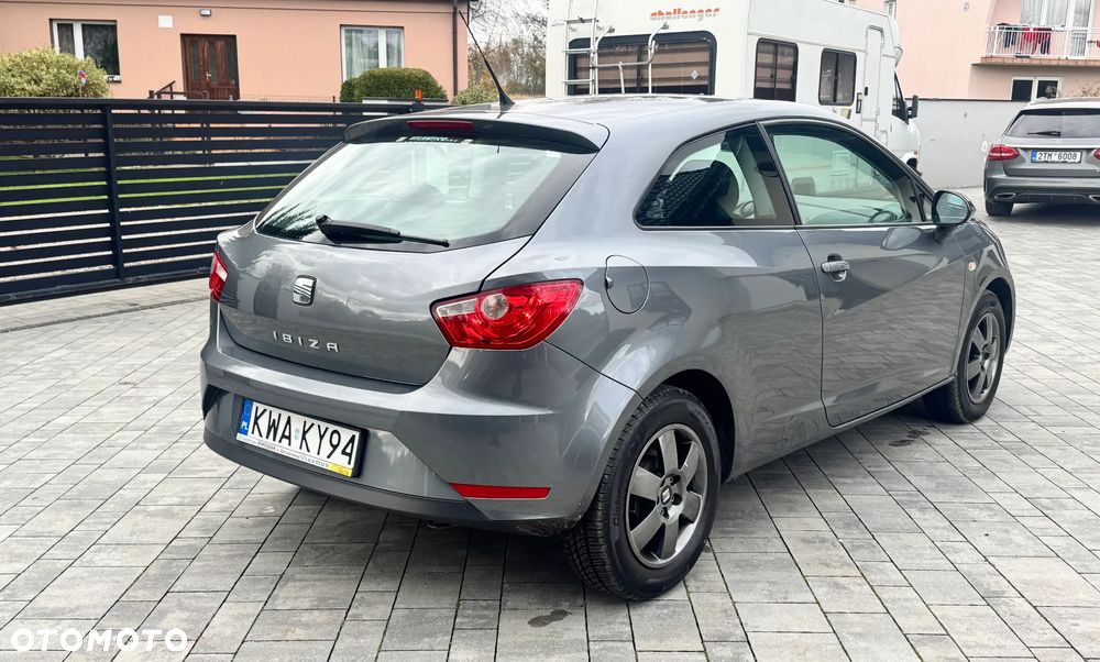 Seat Ibiza SC 1.4 16V Style Salsa - 6