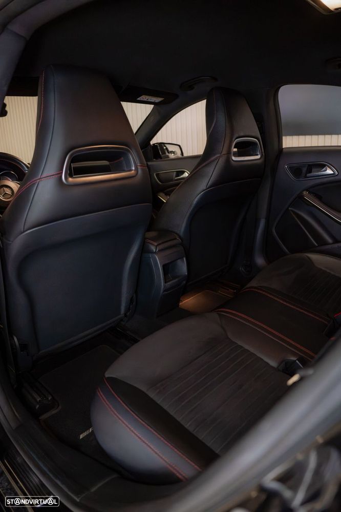 Mercedes-Benz CLA 220 d 7G-DCT AMG Line - 24