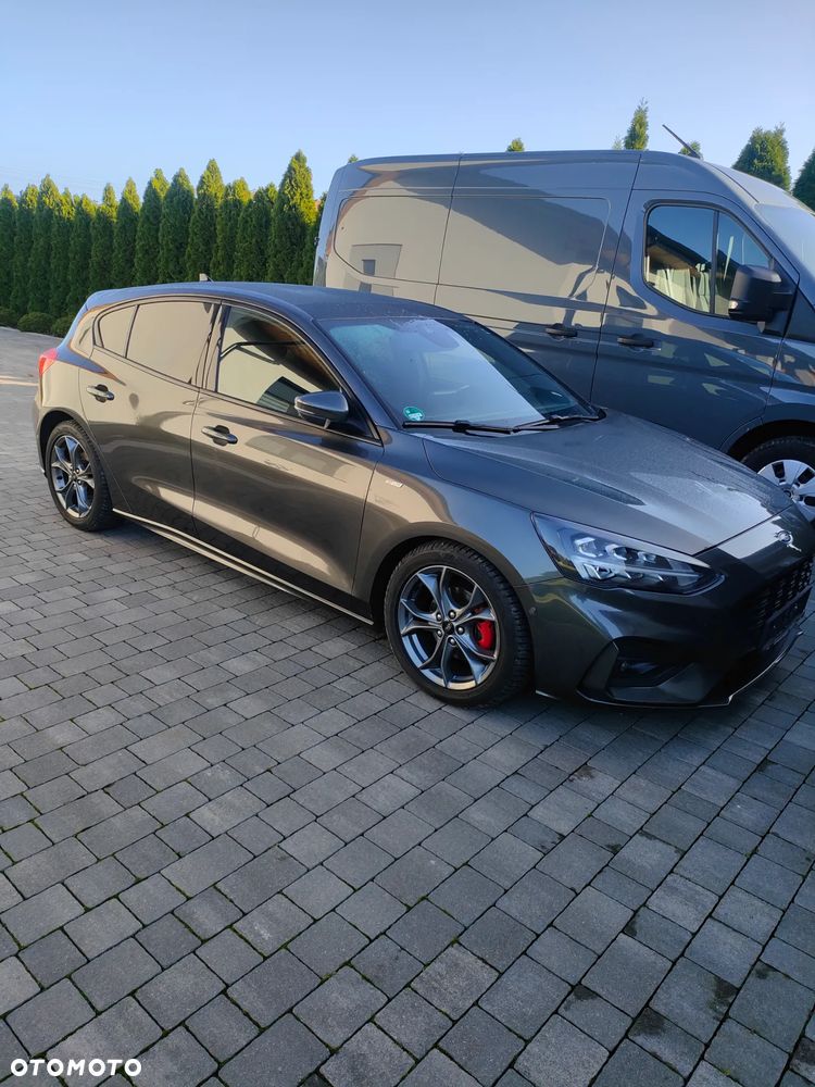 Ford Focus - 36