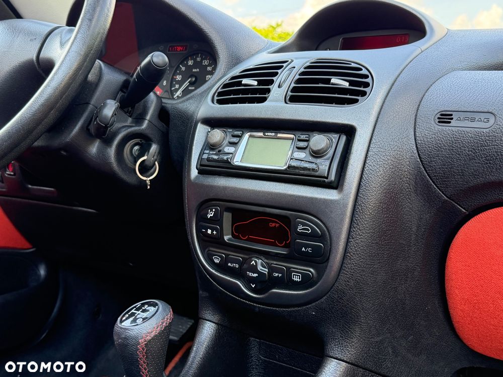Peugeot 206 CC - 18