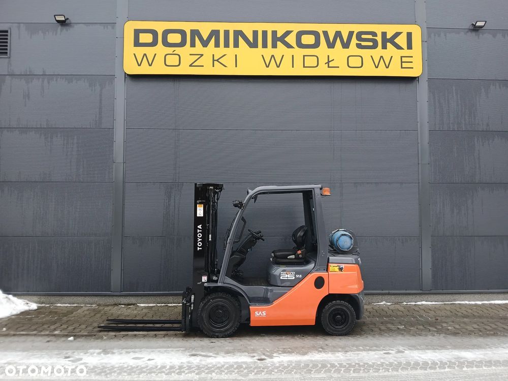 Toyota 02-8FGF25 - 10