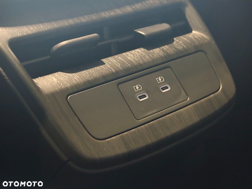 Nissan Ariya - 14