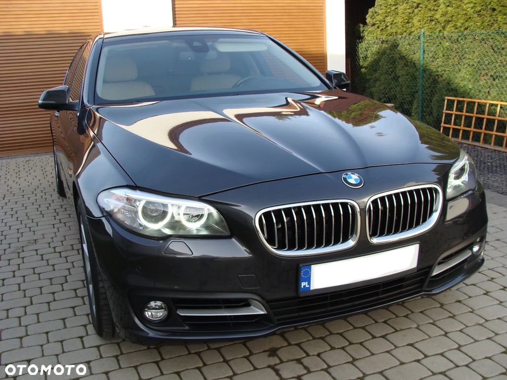 BMW Seria 5 520d xDrive - 9