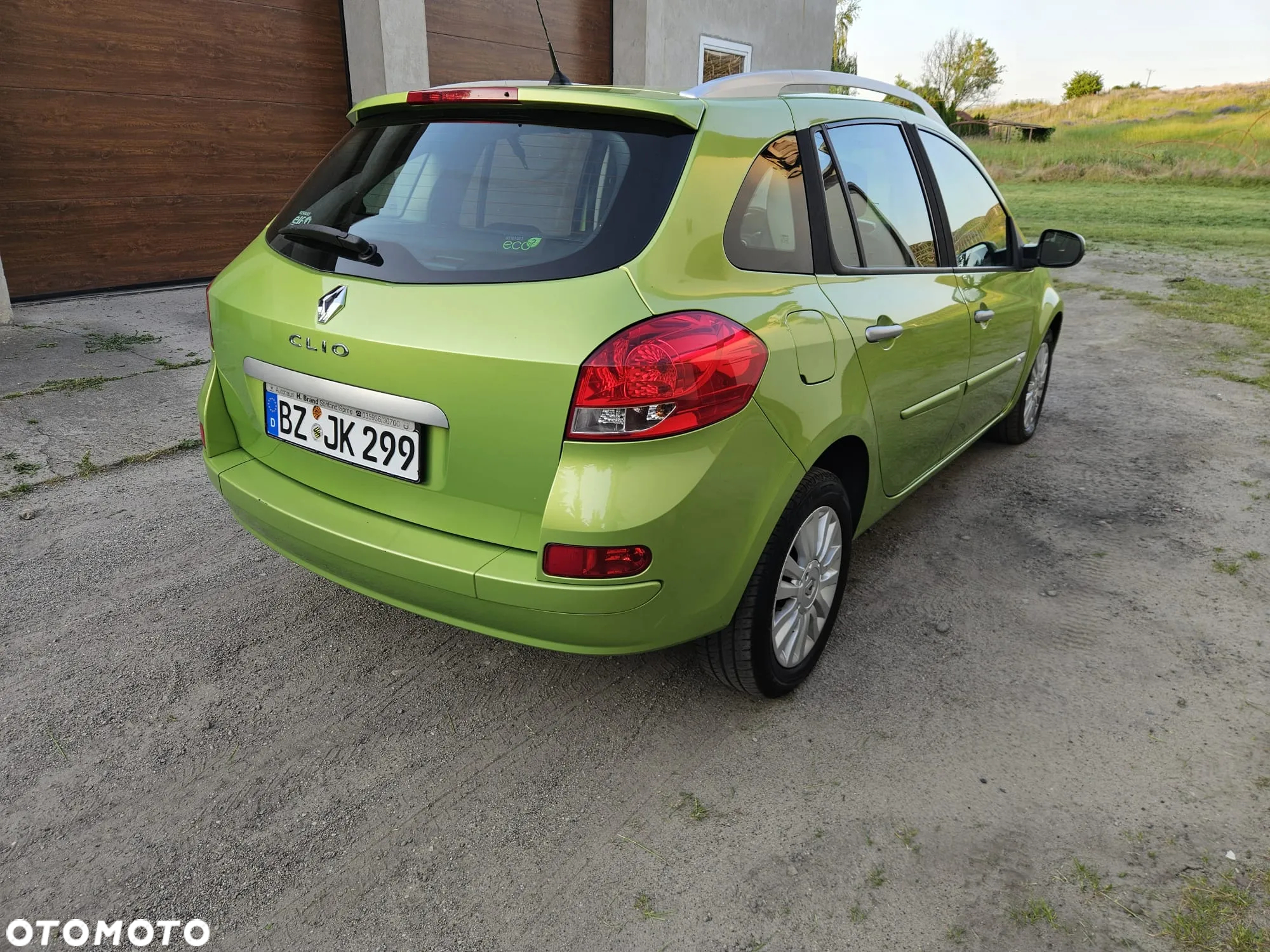 Renault Clio 1.2 16V 75 Grandtour Expression - 33