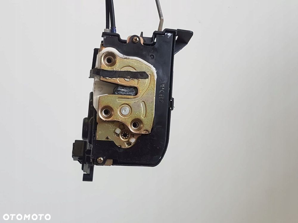 MAZDA 2 II 02- ZAMEK PRAWY PRZÓD PRZEDNI EU 6PIN - 12