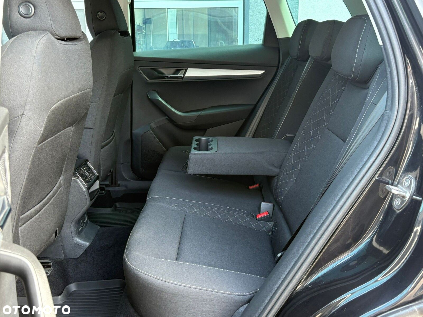 Skoda Karoq 1.5 TSI ACT 4x2 Ambition - 13