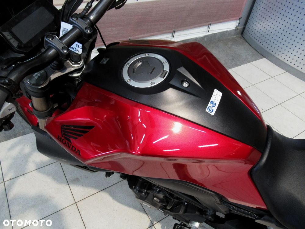 Honda CB - 23
