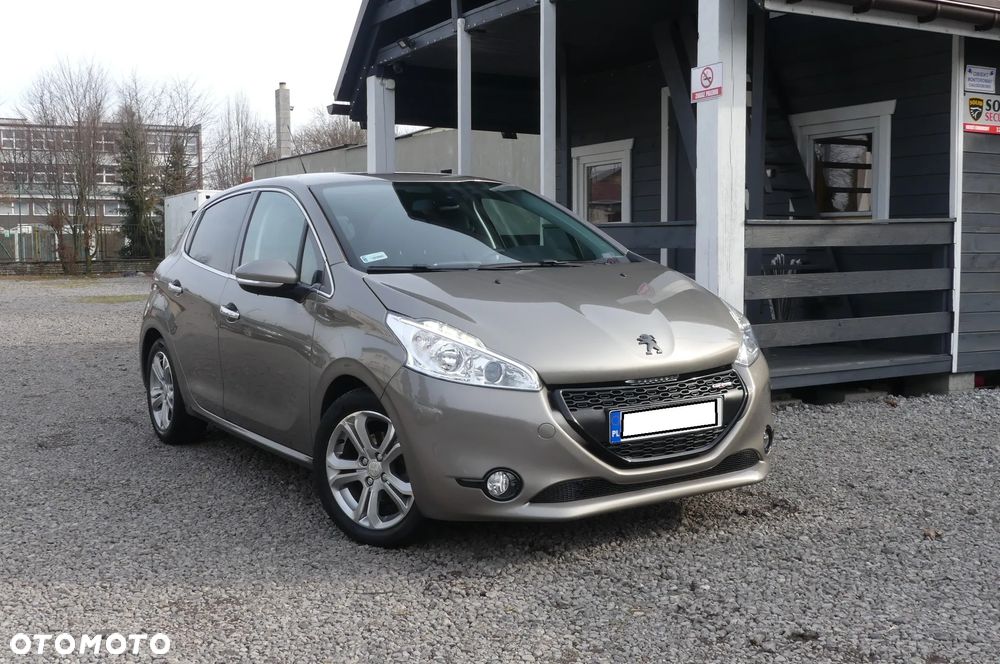 Peugeot 208 1.6 VTi Allure - 2