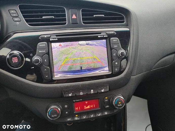 Kia Ceed 1.6 CRDi 128 Dream-Team Edition - 14