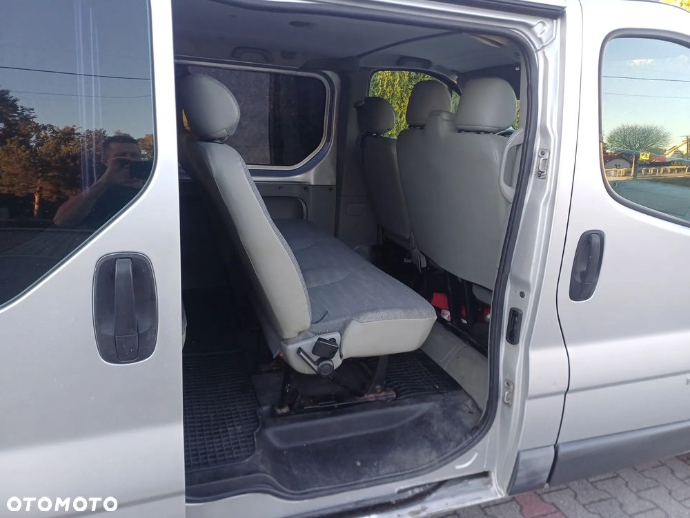 Renault Trafic - 18