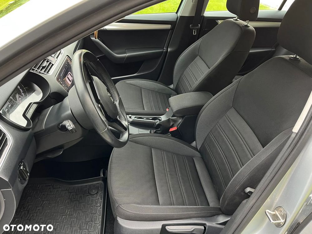 Skoda Octavia 2.0 TDI Ambition EU6 - 8