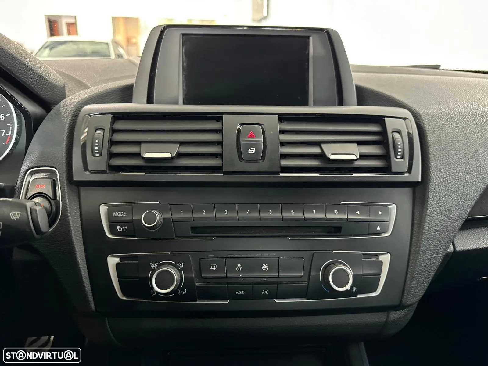 BMW 116 i Pack M - 23
