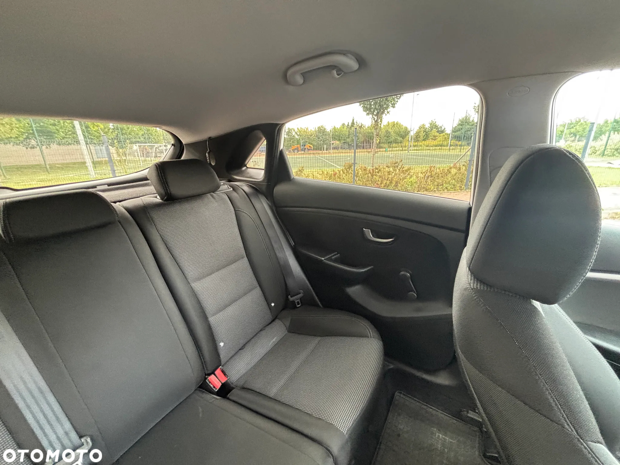 Hyundai i30 1.6 CRDi Classic + - 7