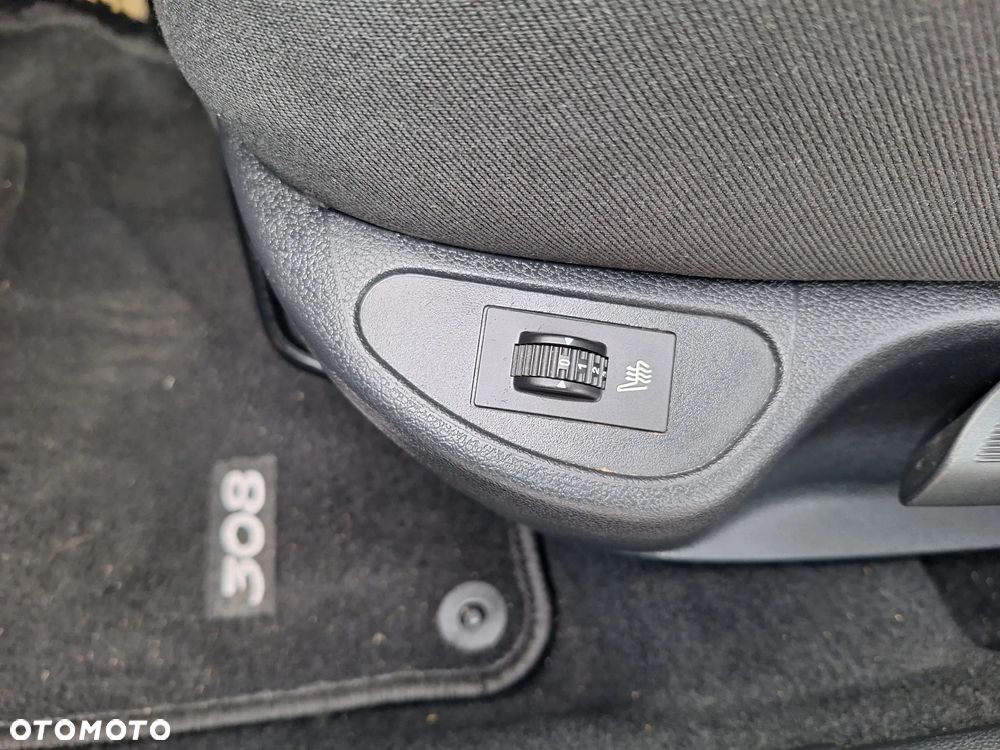 Peugeot 308 1.6 HDi Premium Plus - 15