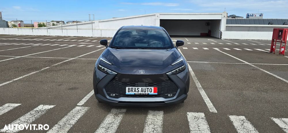Toyota C-HR 1.8 Hybrid Team Deutschland - 9