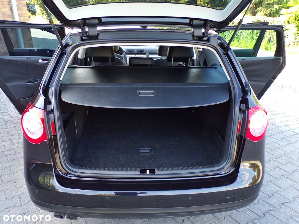 Volkswagen Passat Variant 2.0 TDI Highline - 31