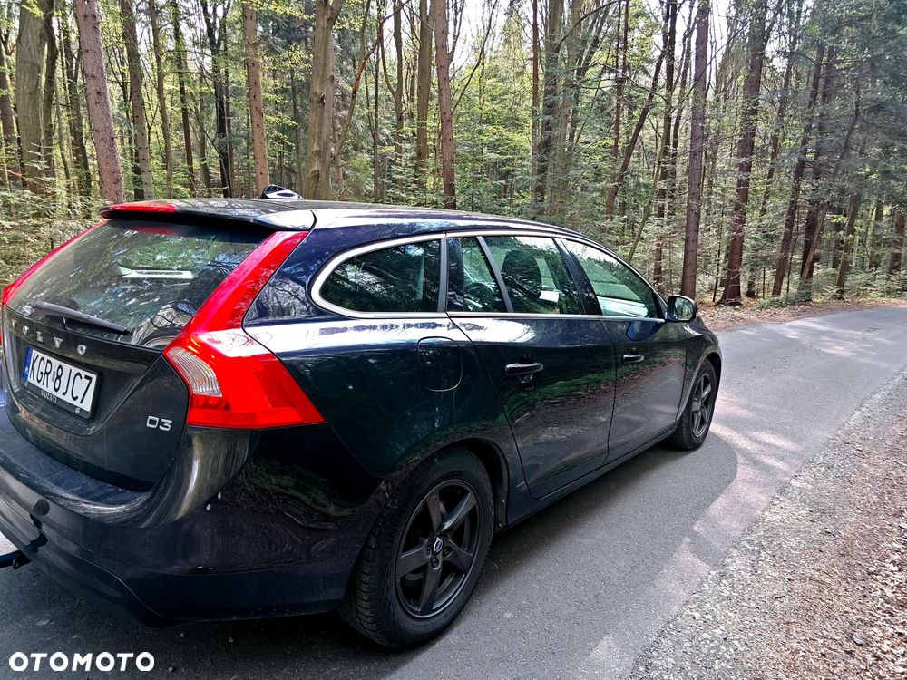 Volvo V60 D4 Drive-E Dynamic Edition (Momentum) - 6