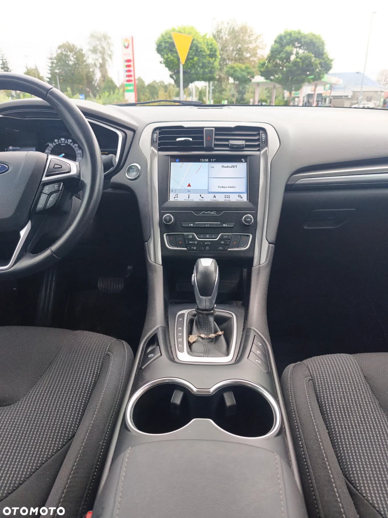 Ford Mondeo 2.0 Hybrid Titanium - 14